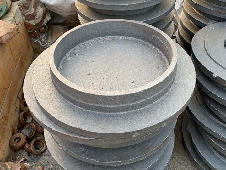 壓蓋，透蓋，悶蓋